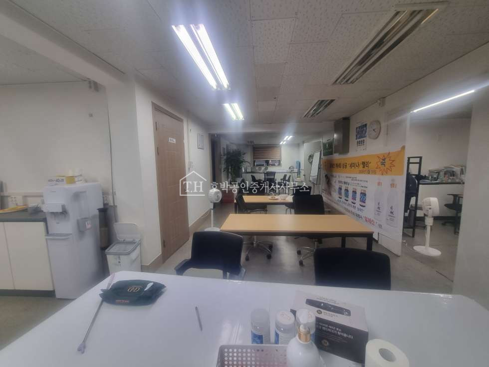 서울 관악구 남현동 실사진 사당 도보3분 초역세권 3층 사무실 임대입니다. 월세 매물번호 10012 사진 4