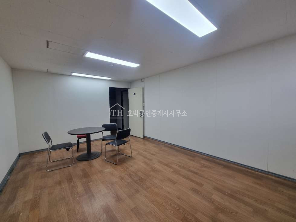 서울 서초구 방배동 A 역세권 깔끔한 사무실 임대입니다 월세 매물번호 10069 사진 2