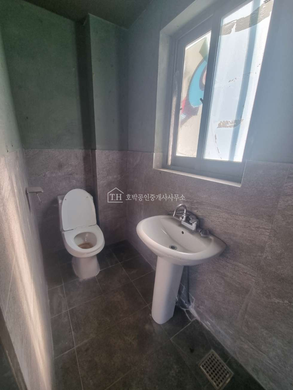 서울 관악구 남현동 실사 무권리 3층 일반음식점 가능 사당4번출구 초입 월세 매물번호 10076 사진 12