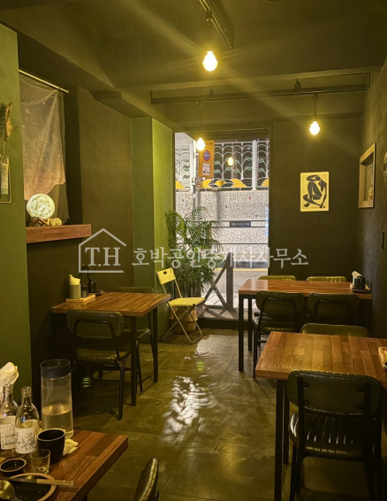 서울 서초구 방배동 먹자라인 1층 전면통창 인테리어 아주좋습니다 상가임대입니다. 월세 매물번호 10089 사진 1