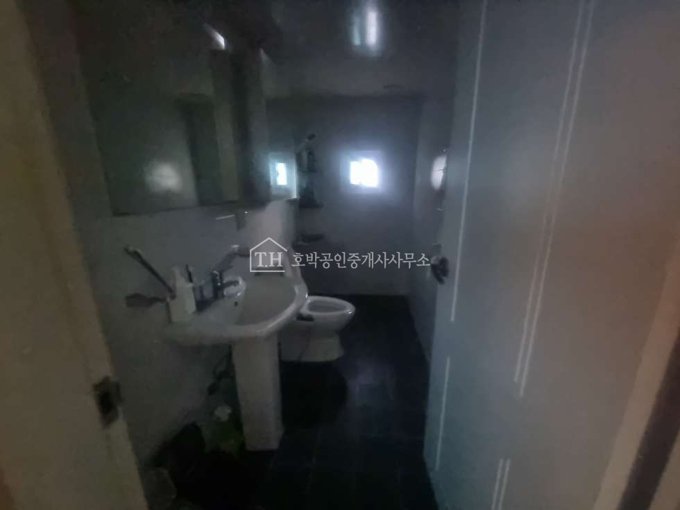 서울 관악구 남현동 사당역 초역세권 수익형 통건물 (올리모델링 완비, 시세이하 급매) 매매 매물번호 10024 사진 10